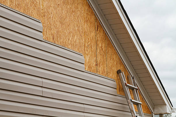 24/7 Emergency Storm Damage Siding Repair experts in Shreve, OH
